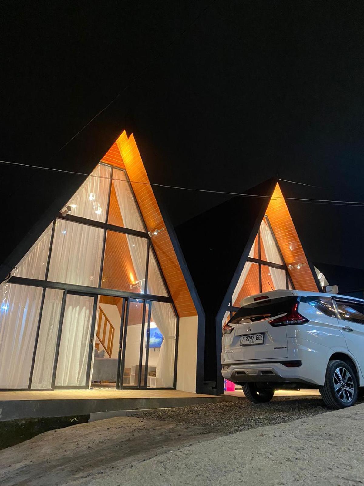 Agriya Lubis Cabin Diyeng ห้อง รูปภาพ